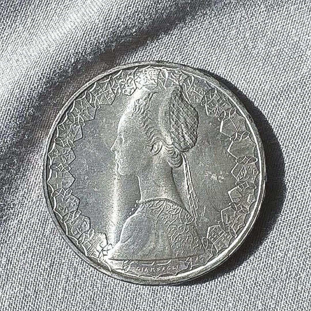 イタリア500リラ銀貨　未使用品　ラスター効果あり　本物保証　値下げ交渉可