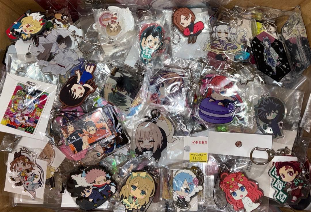 ノンジャンル アニメ キャラクター 800点以上 大量 まとめ売り 紙類雑貨なし