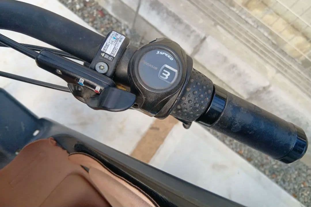 ビッケモブ　ブリジストン　電動アシスト自転車　本体　3人乗り