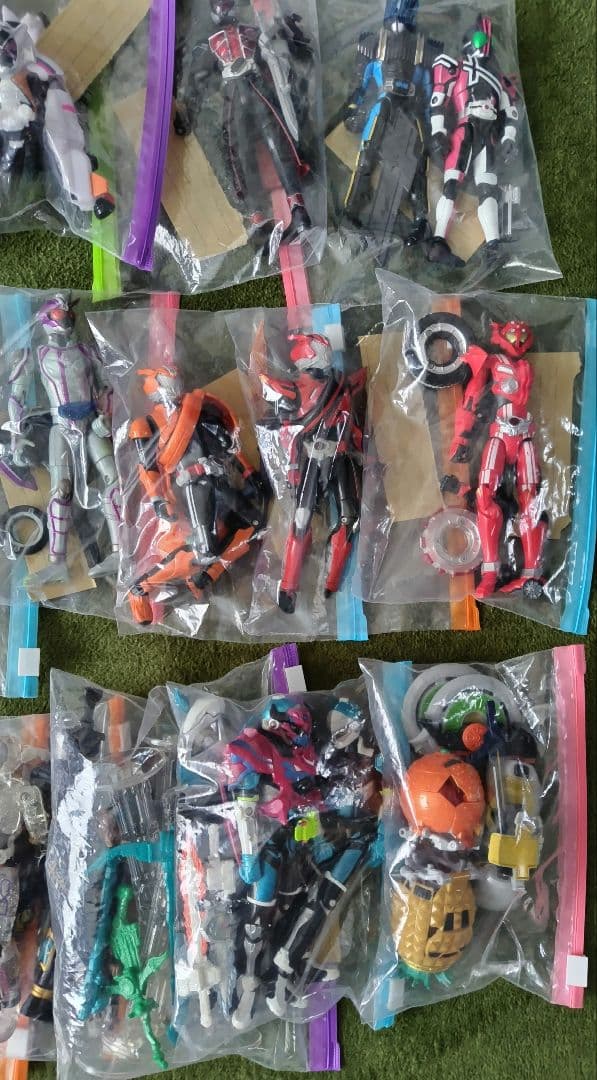 仮面ライダーフィギュア　いろいろたっぷりセット