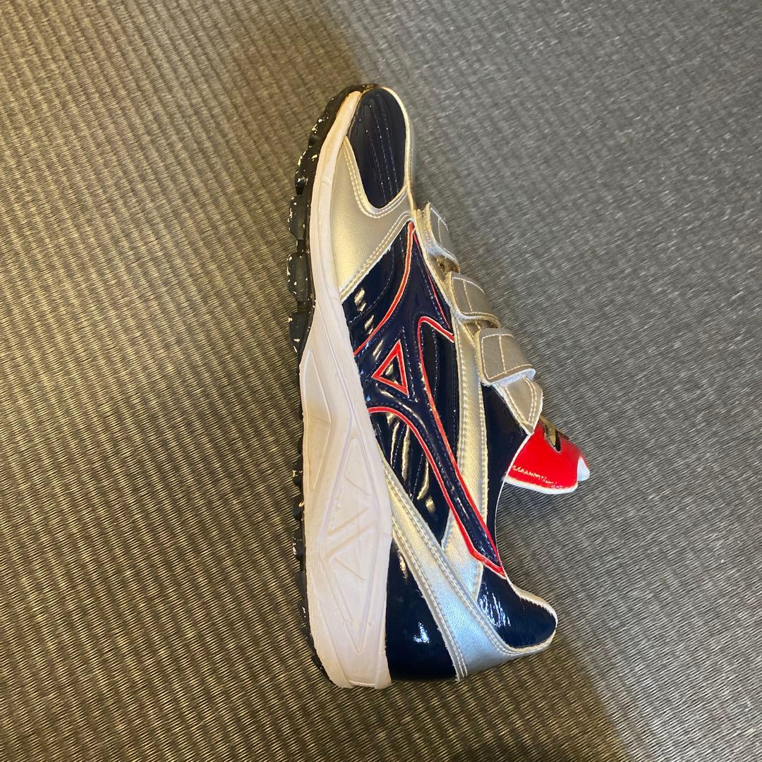 ミズノ スパイクシューズ ベルクロ ネイビー/シルバー/レッド