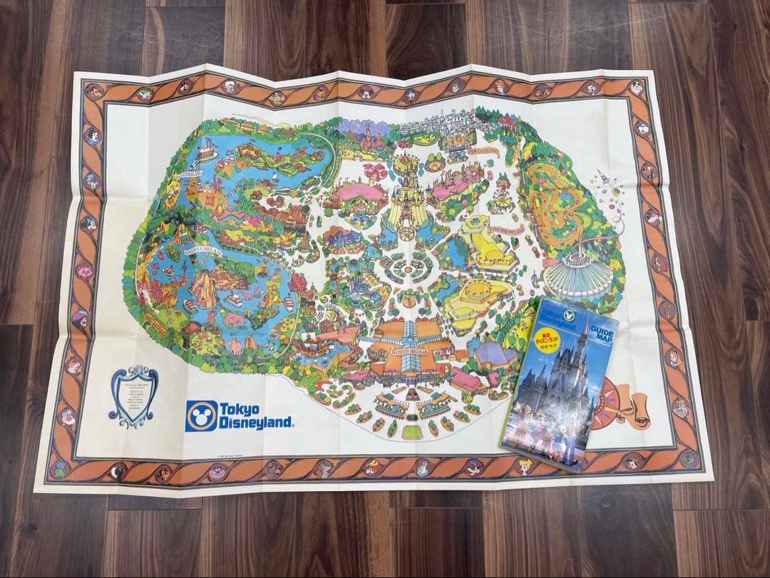 東京ディズニーランド ガイドマップ 1983年
