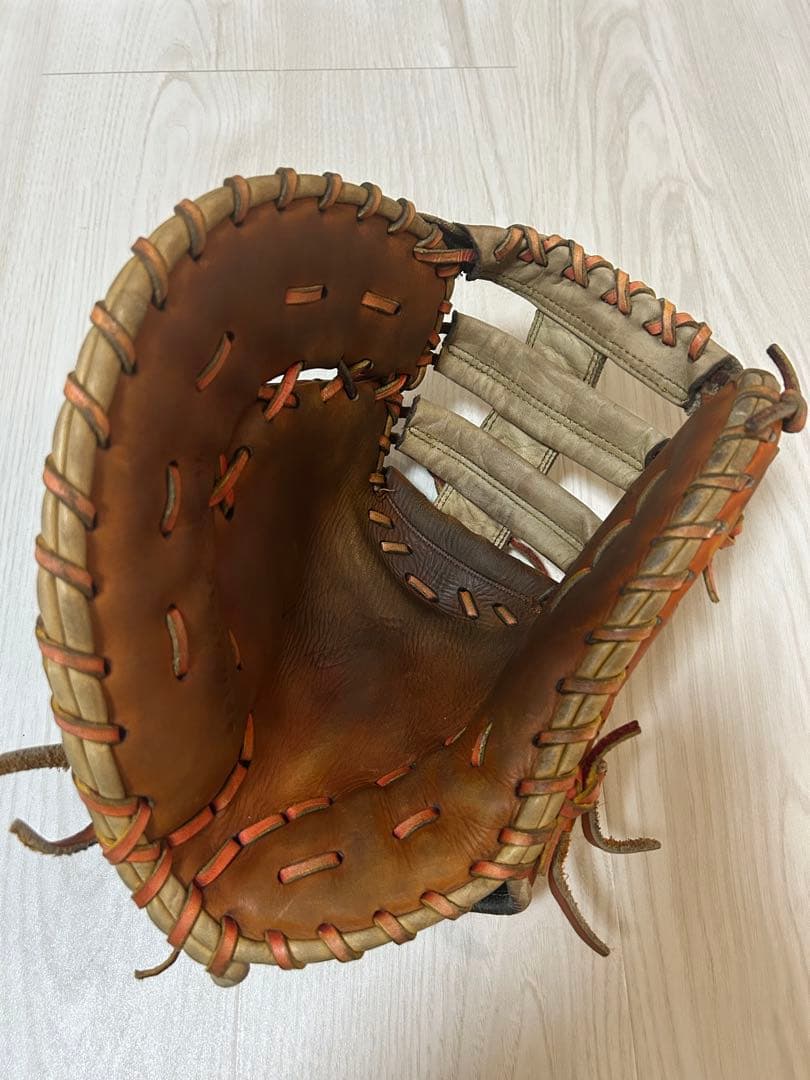 ナイキ　ファーストミット　左投げ