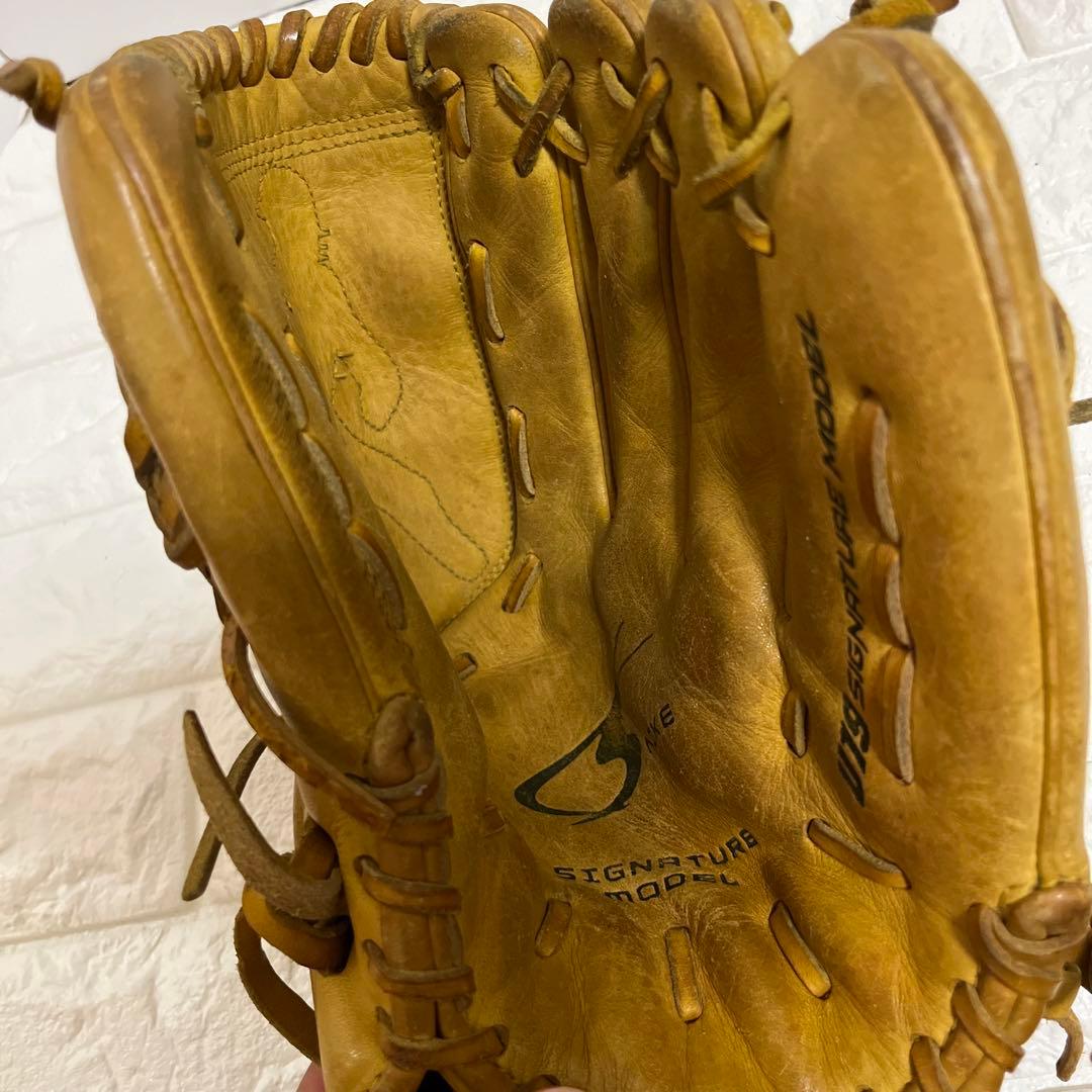 【軟式・右投げ】NIKE 上原浩治モデル 投手用グローブ　u19 ナイキ