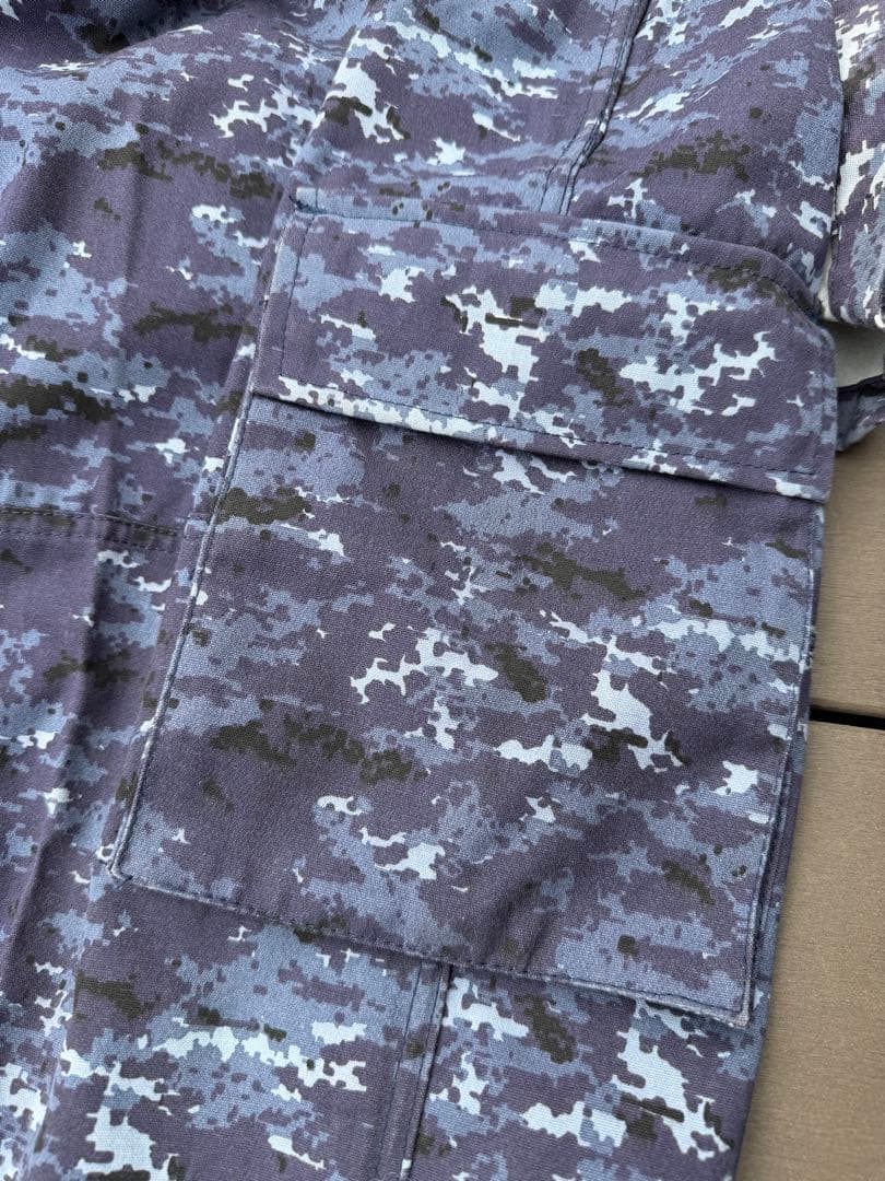 お値下げ　海上自衛隊　レプリカ　迷彩柄ジャケットとパンツセット