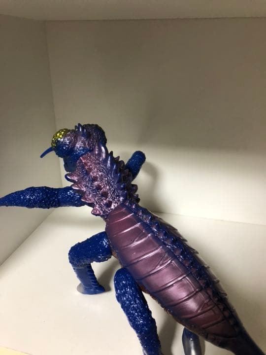 カマキラス フィギュア ソフビ