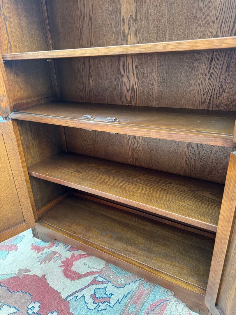 英国アンティーク 高級キャビネット スリム オールドチャーム様式 W92cm