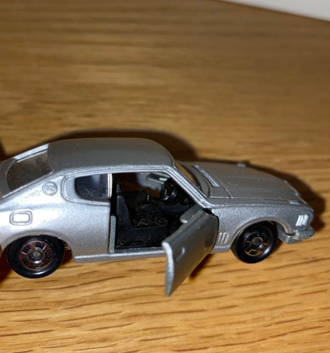 超希少/トミカ /日産/ブルーバード/2000GT-X/イケダ別注