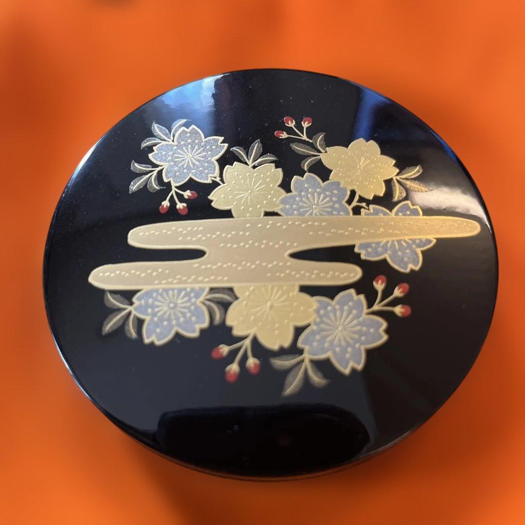 桜蒔絵　乾漆香合　一心斎作