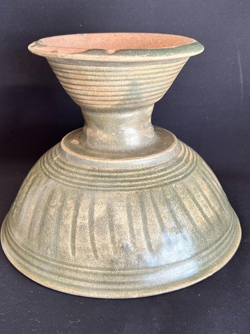 【海】タイ古陶磁　博物館級青磁鉢　スンコロク　宋胡録　骨董品 時代品 美術品