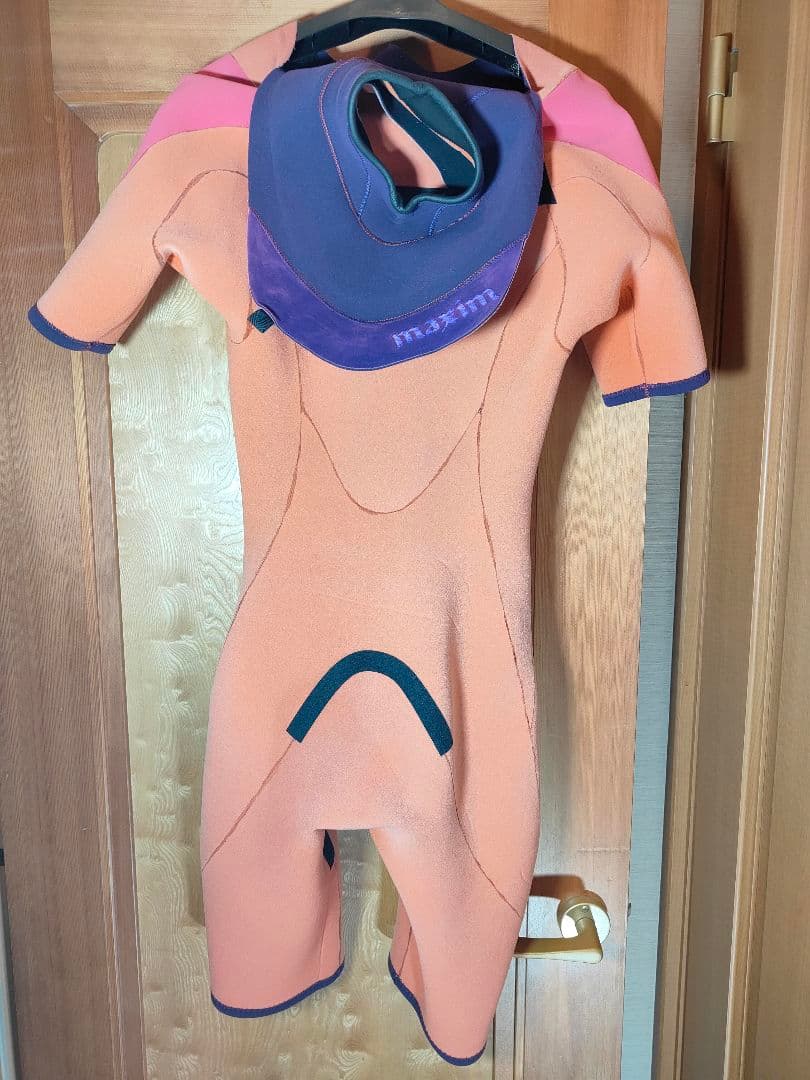 【美品】MAXIM 正規品　パープル　高級ウエットスーツ　ノンジップ　スプリング