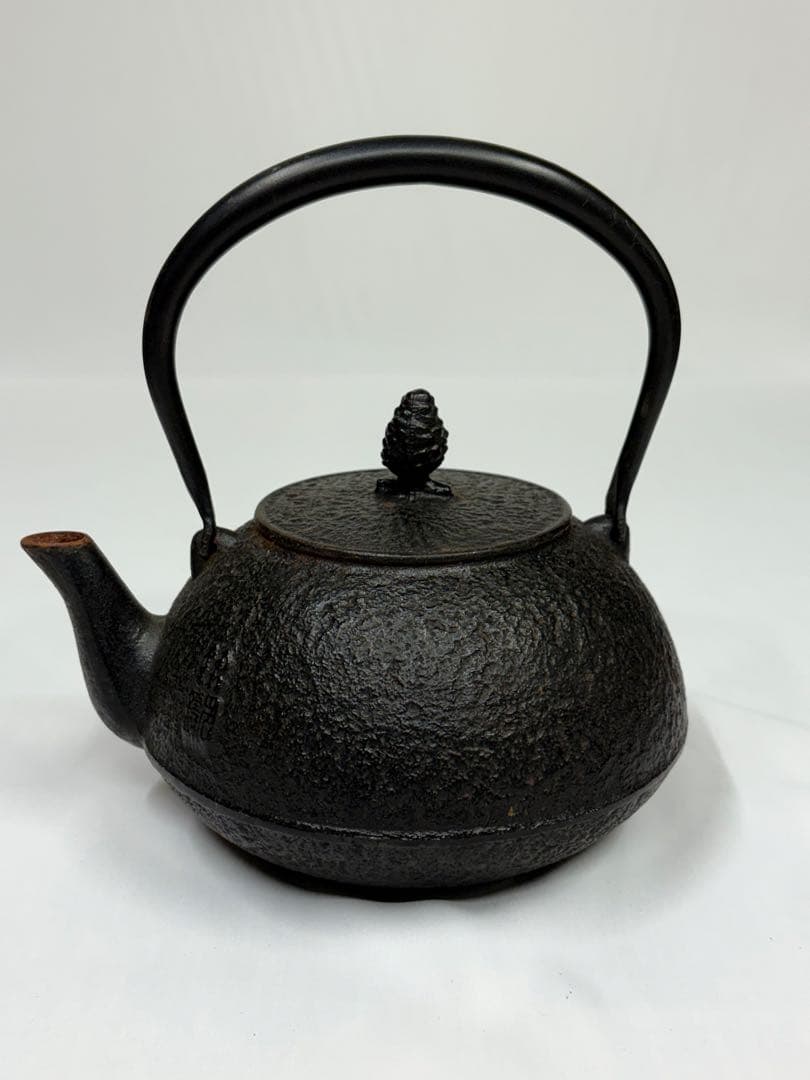 南部鉄器 鉄瓶 馬肌 アンティーク　骨董 馬 馬2頭 ウマ