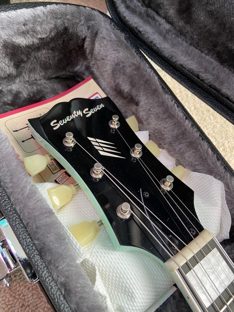 Seventyseven Exrubato Zebra Finch セミアコ