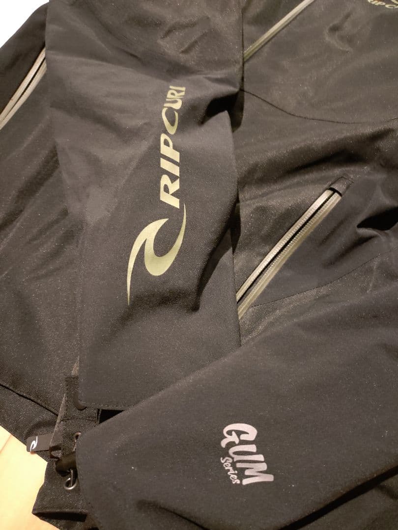 RIP CURL 防水スノーボードジャケット ブラック