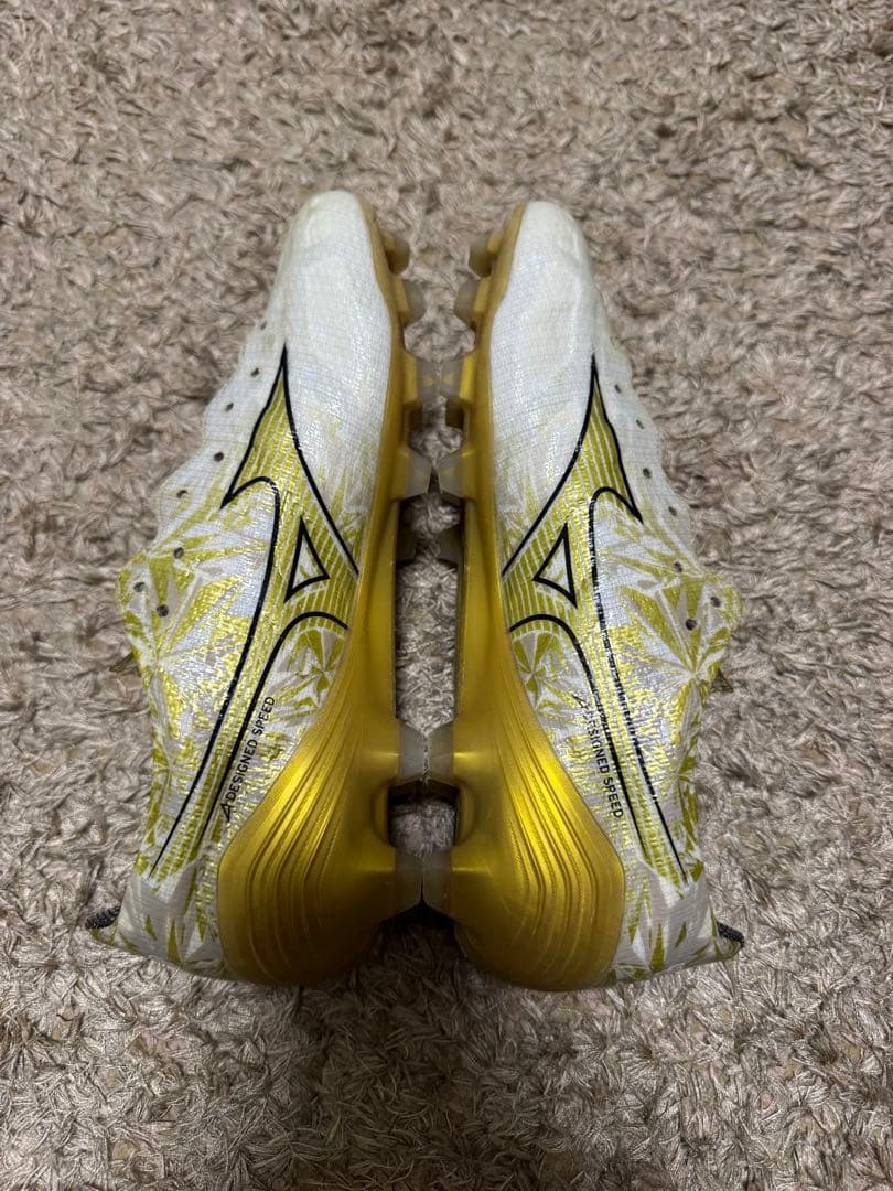 ミズノアルファ サッカーシューズ 24.0cm mit