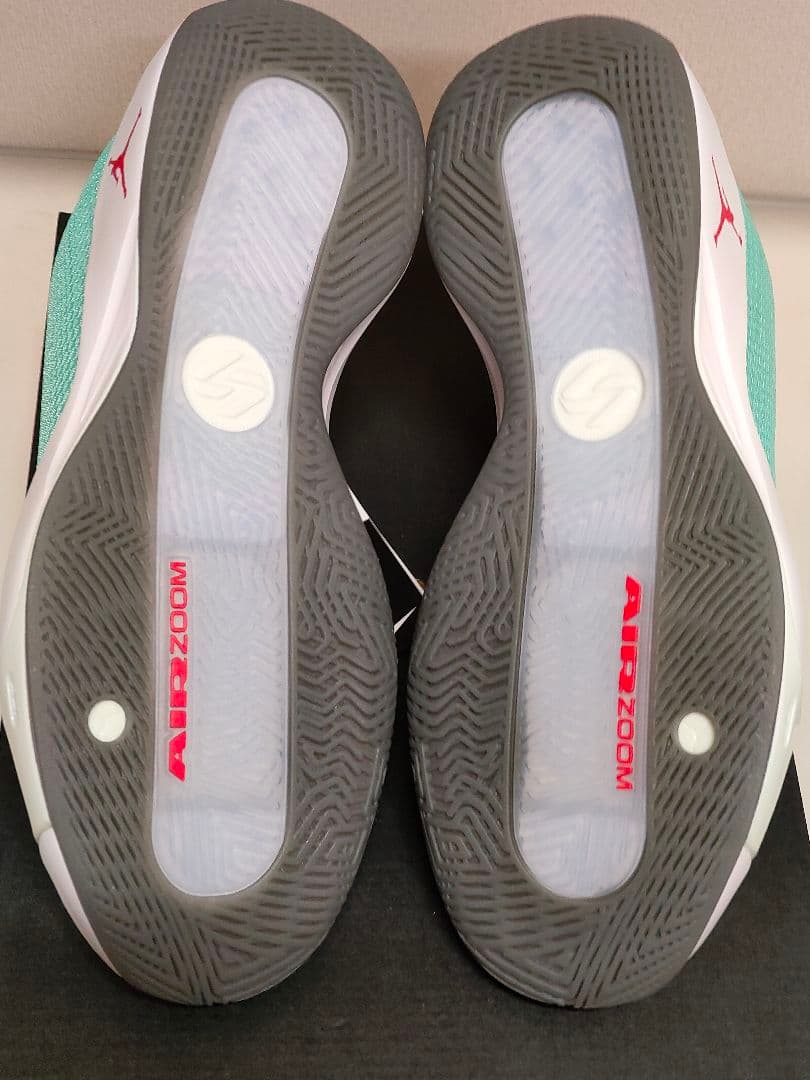 新品JordanLUKA77 バスケットボールシューズ ホワイト/ターコイズ