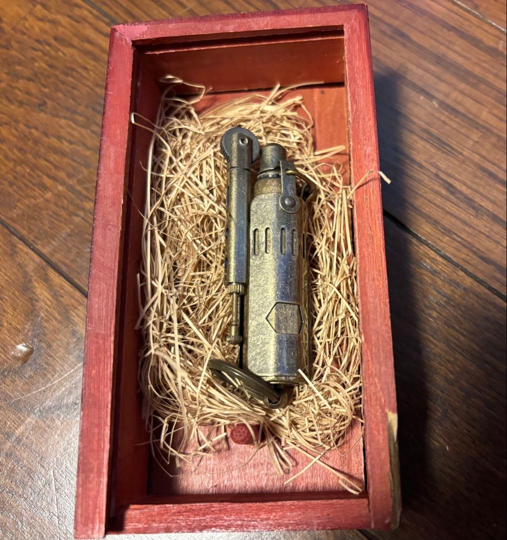 長渕剛がドラマで使用していた物と同様の海外製のライターです