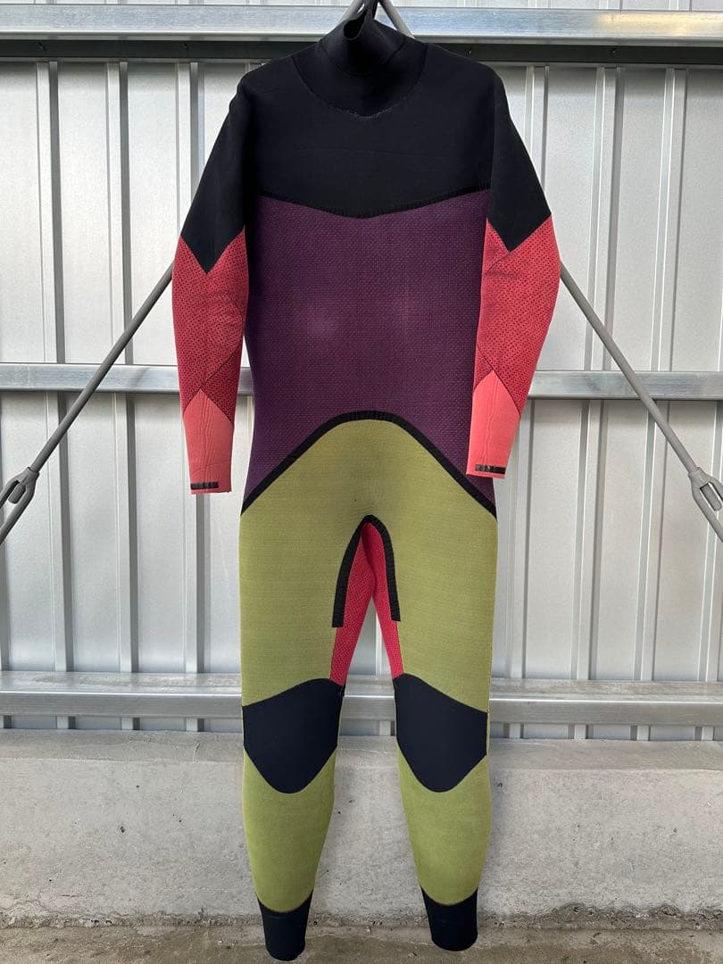 AIRTIGHT ドライスーツ　ウェットスーツ