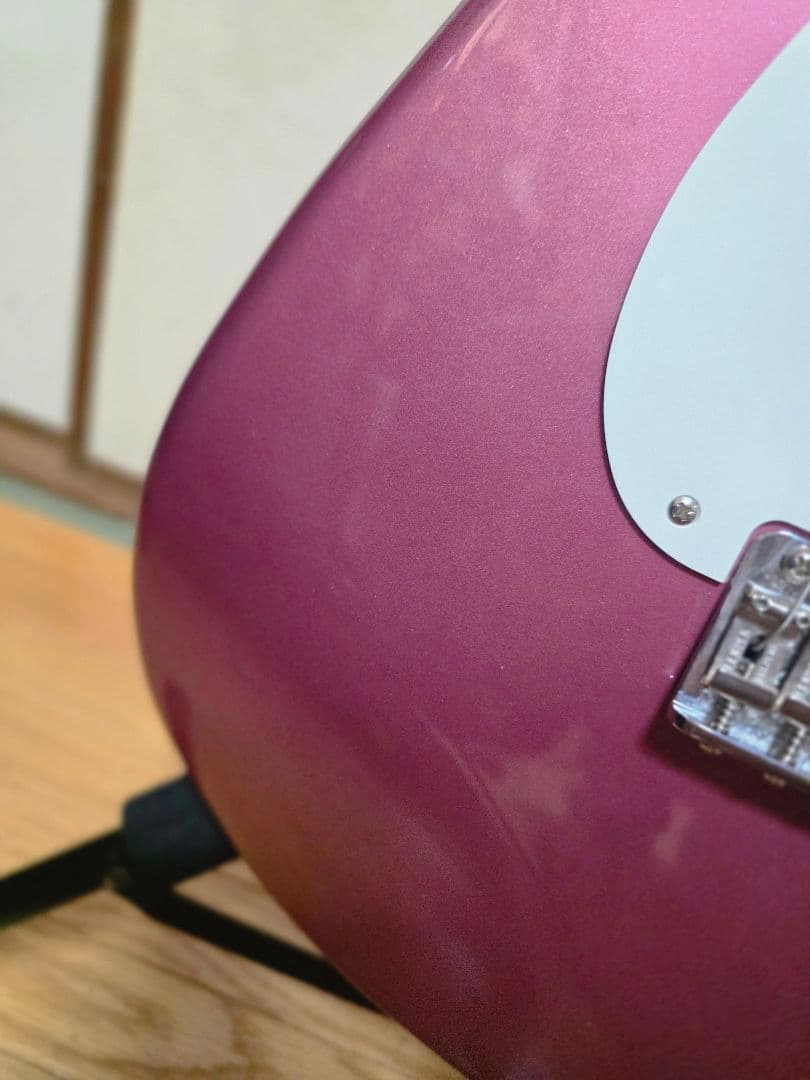 Limited Char Stratocaster® Burgundy