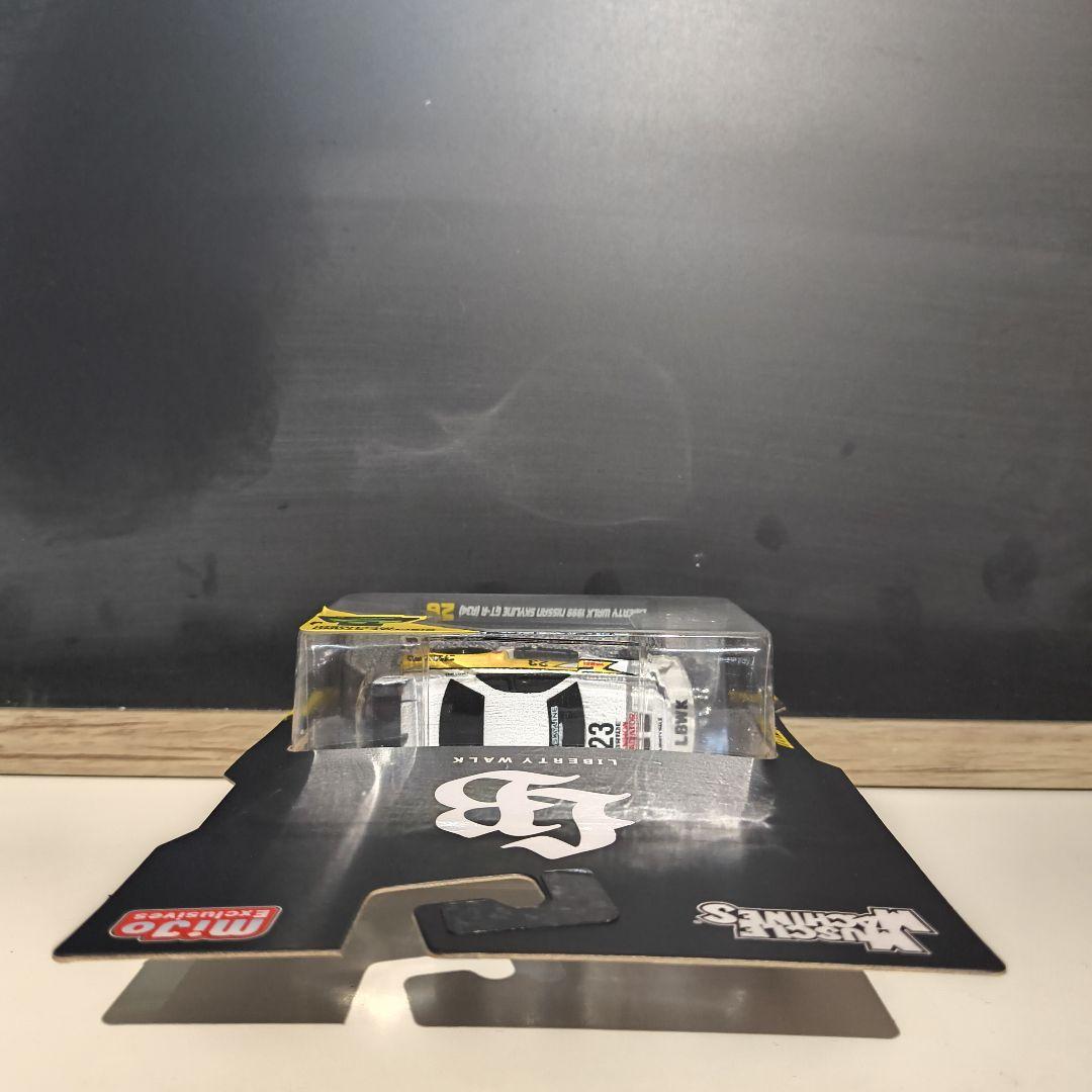 Liberty Walk Nissan GT-R R34 ミニカー 1/64