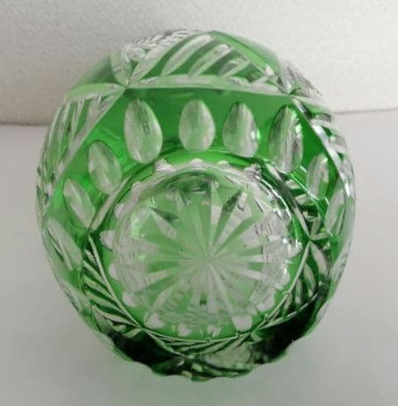 緑色のガラス瓶