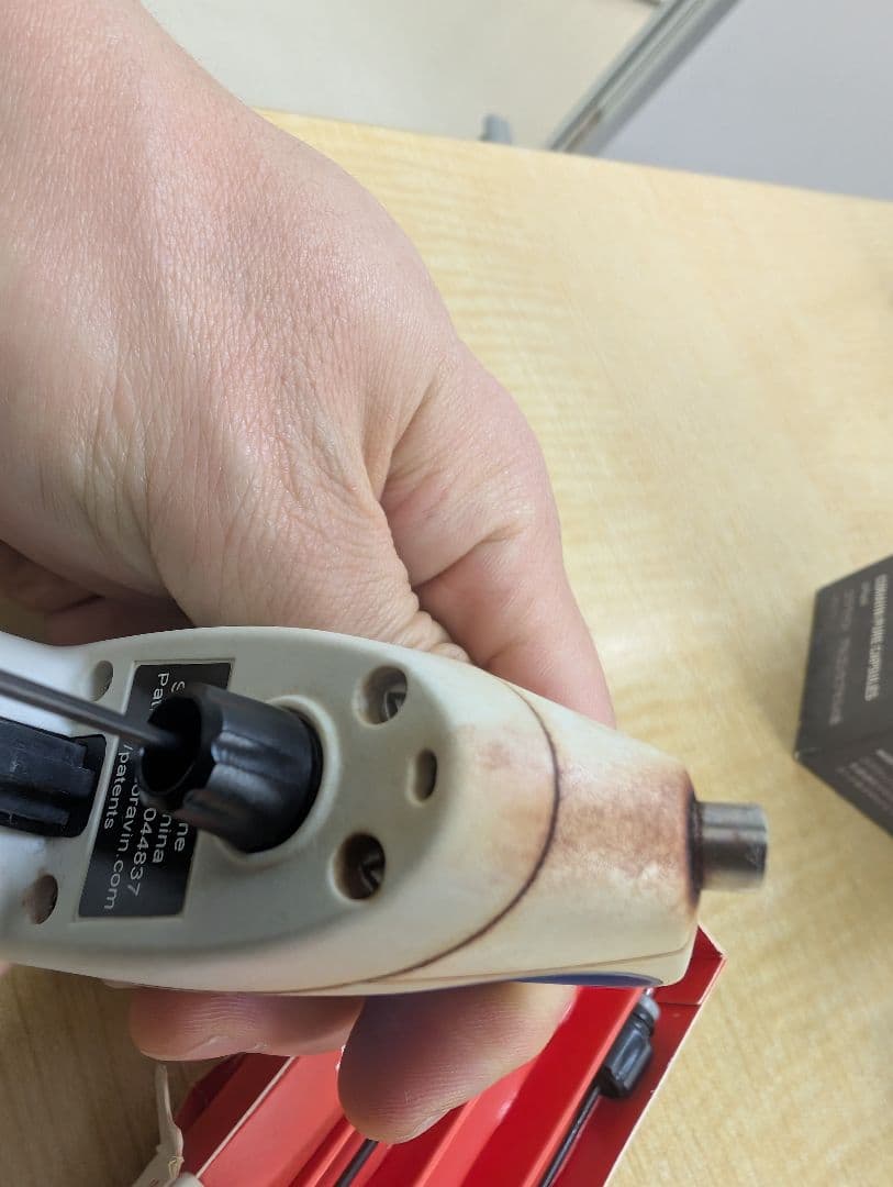 CORAVIN ワイン保存システムとカートリッジ