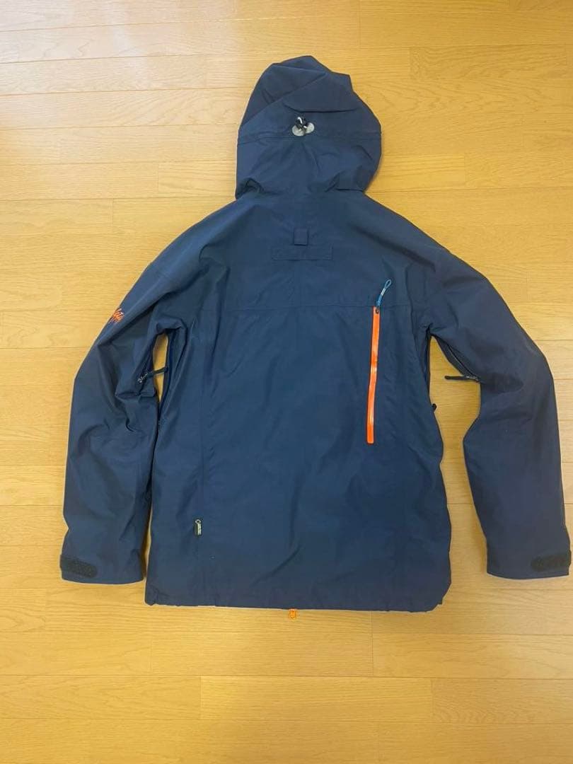 GORE-TEX REWスノーボードウェア　上下セット