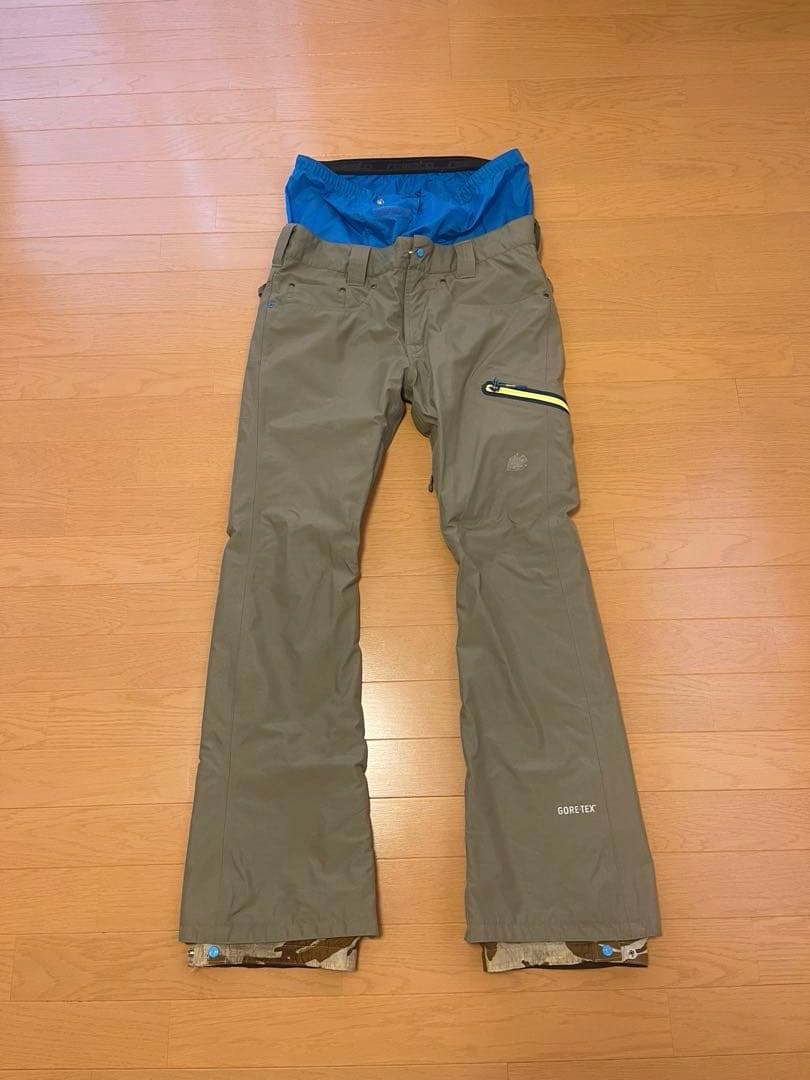 GORE-TEX REWスノーボードウェア　上下セット