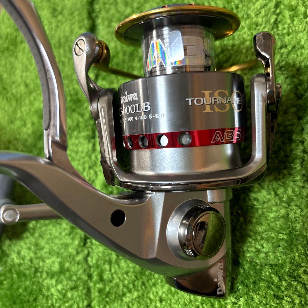 ダイワ ISO Tournament AGS Z3000LB フィッシングリール