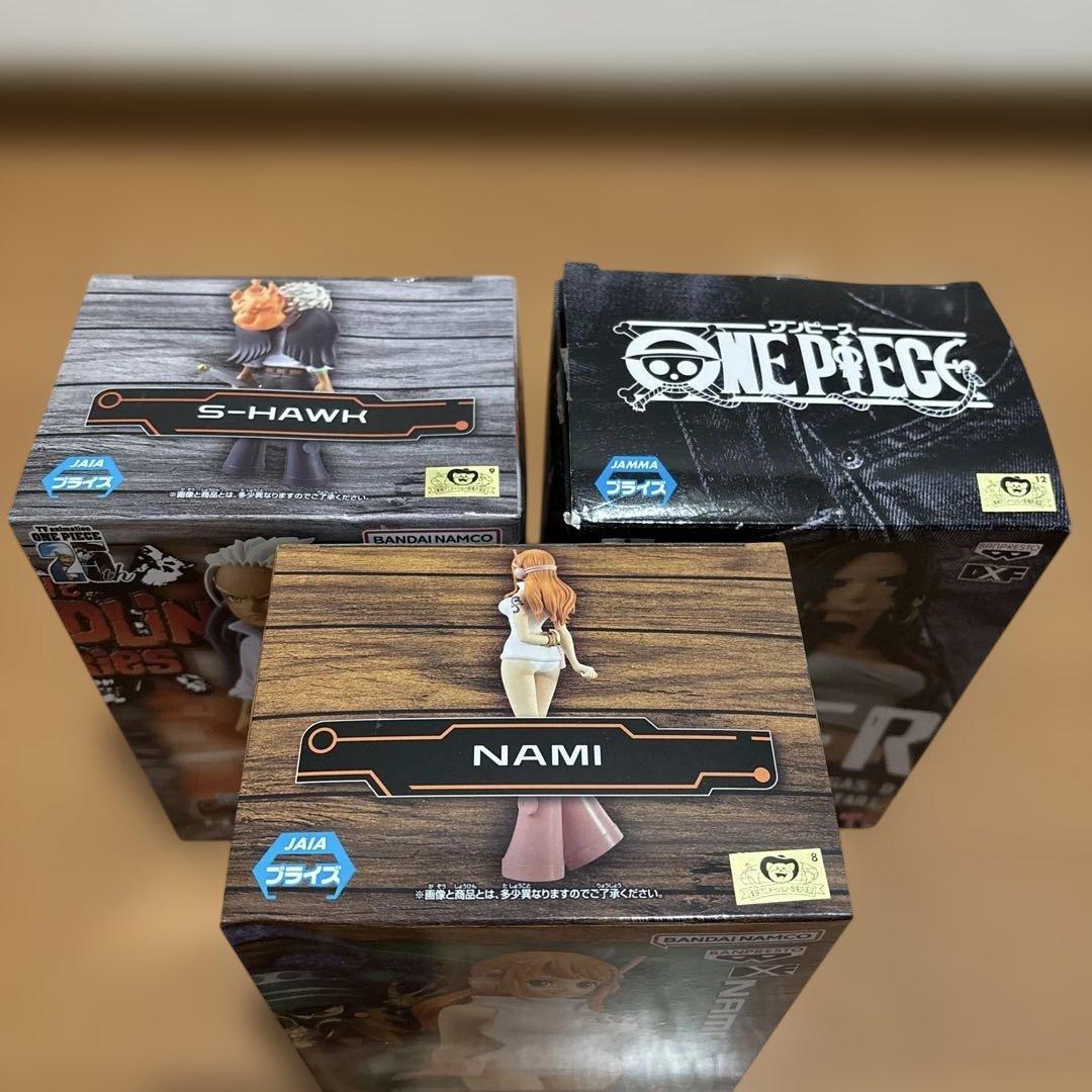 ワンピース　アミューズメント景品　まとめ売り　13点セット