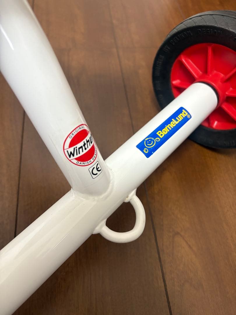 Winther 三輪車 ホワイト/レッド　ボーネルンド　ペリカンデザイン