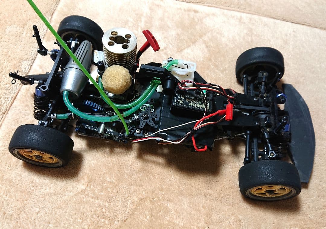ラジコン エンジンカー 1/10 スカイライン 予備エンジン付き