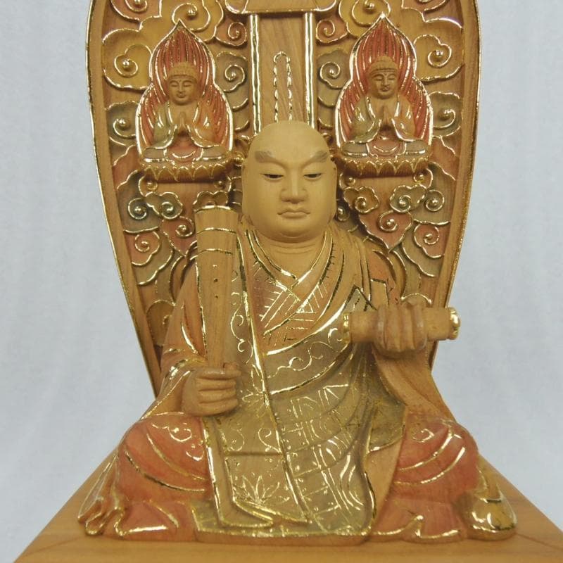 Ｂフライデー仏像★香木材 三宝尊付 日蓮上人(日蓮聖人)像2.5寸★眼入り