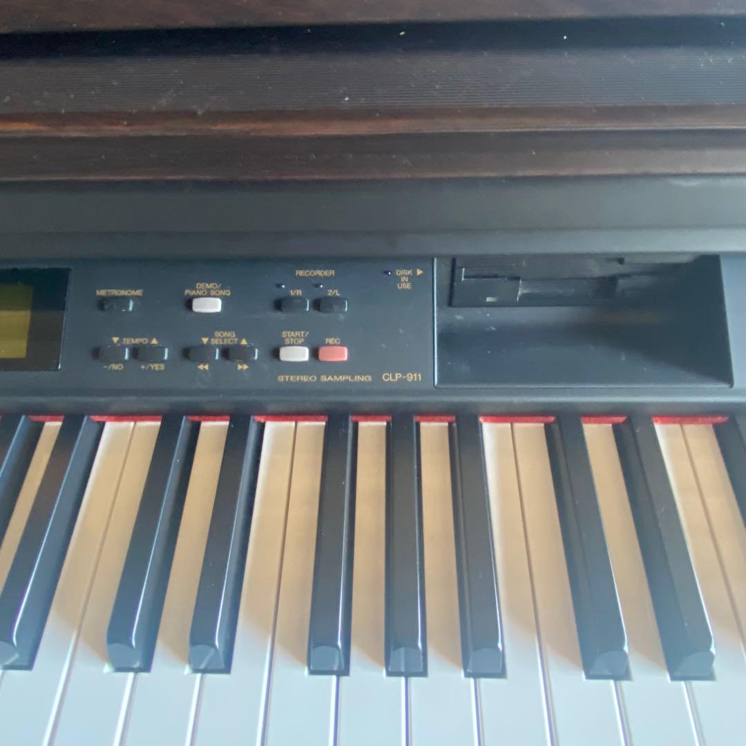 あんな　ヤマハ Clavinova CLP-911電子ピアノ 動作品