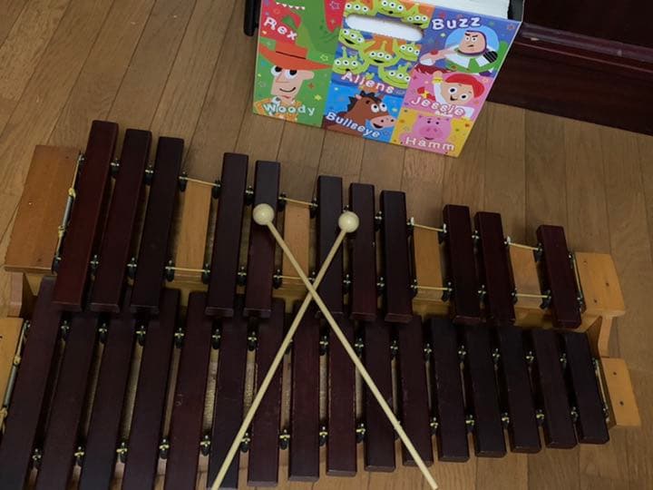 【値下げ】【美品】本格的な木琴❗️SUZUKI木琴　マレット付き