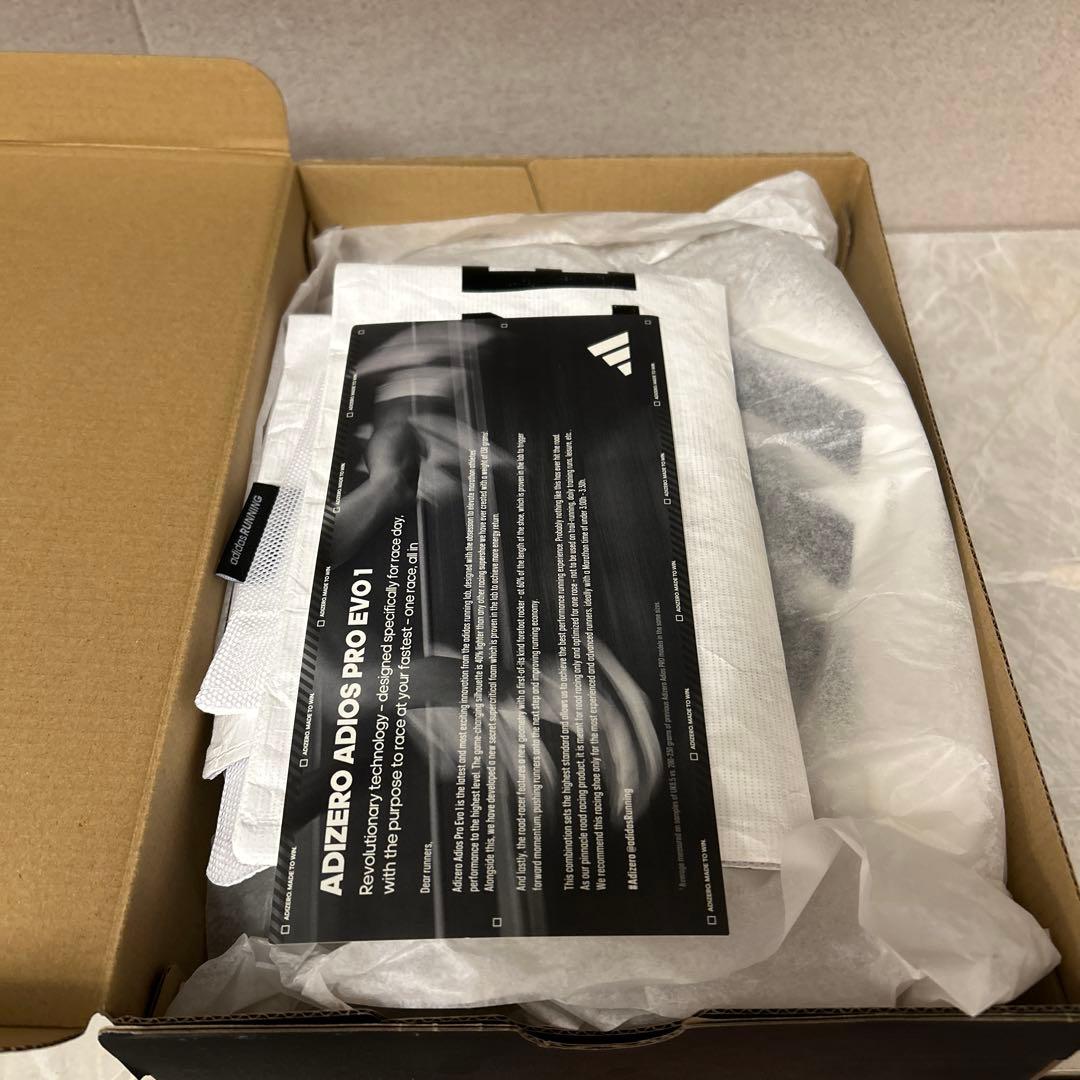 2/8まで限定！adidas ADIZERO ADIOS PRO EVO 1