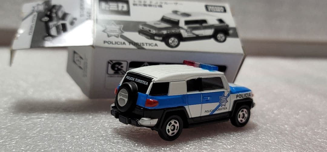 【送料無料】非売品 未使用！ FJクルーザー 観光 パトカーミニカー トミカ