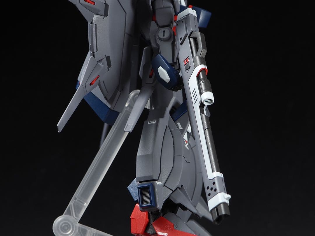 HG レジェンドガンダム 全塗装 完成品　塗り分け　エクスカリバー付き　2