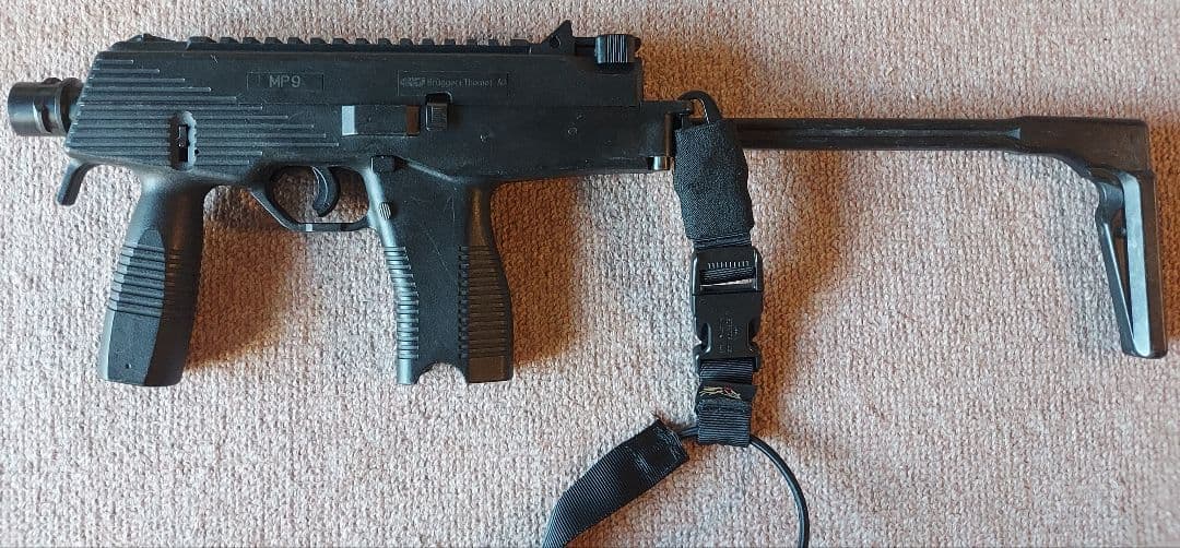 KSC MP9ガスガン　マガジン・サプレッサー・スリングセット(箱なし・現状品)