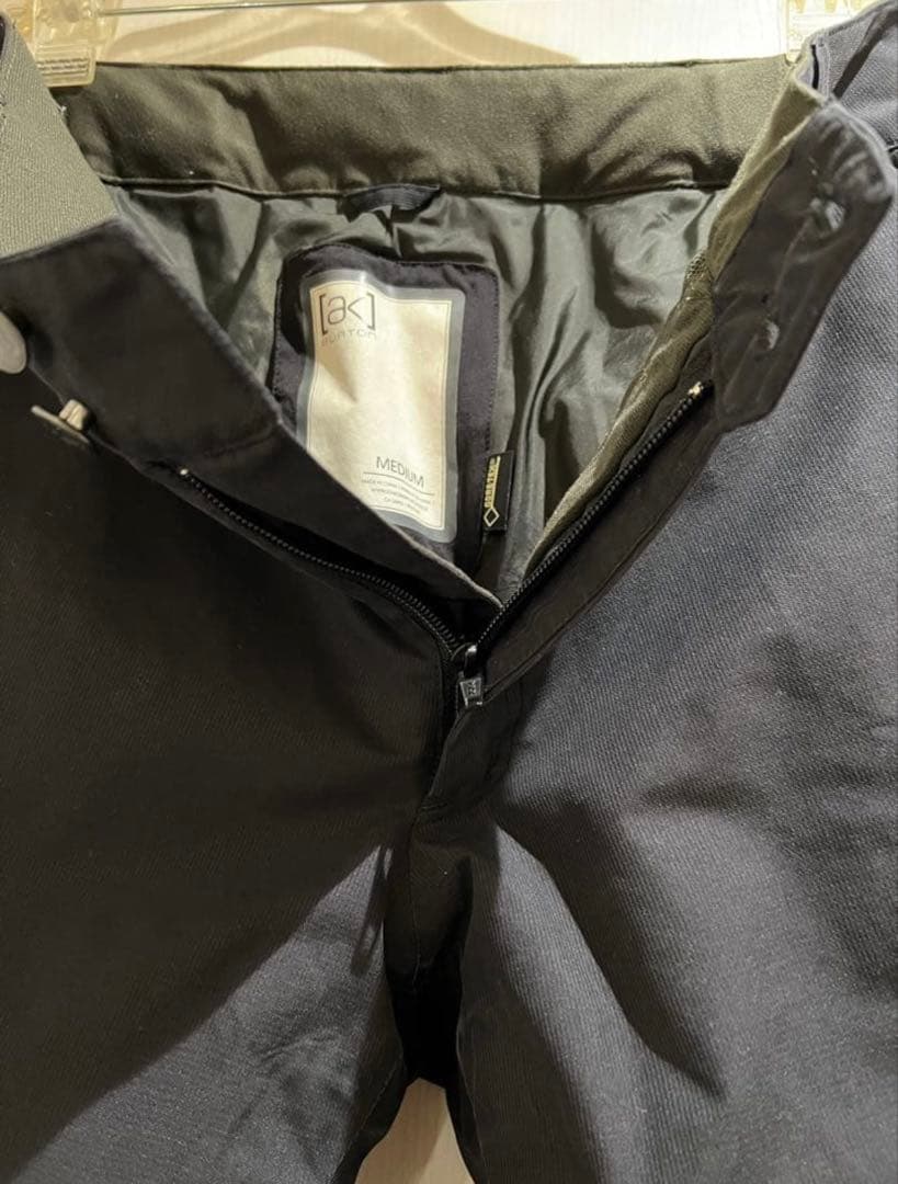 だ*ご様 Barton ak 最高級ライン　スノーボードパンツ　Mサイズ