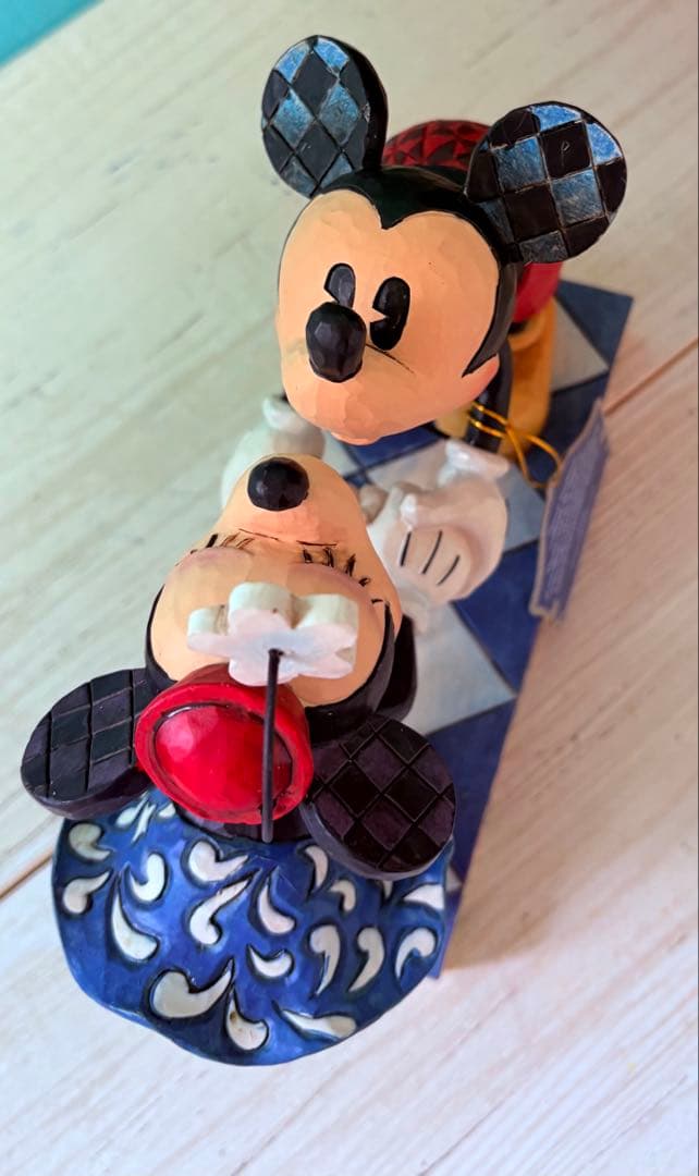 タイムセール中！ミッキー★ミニーラブラブ　ジムショア　置物