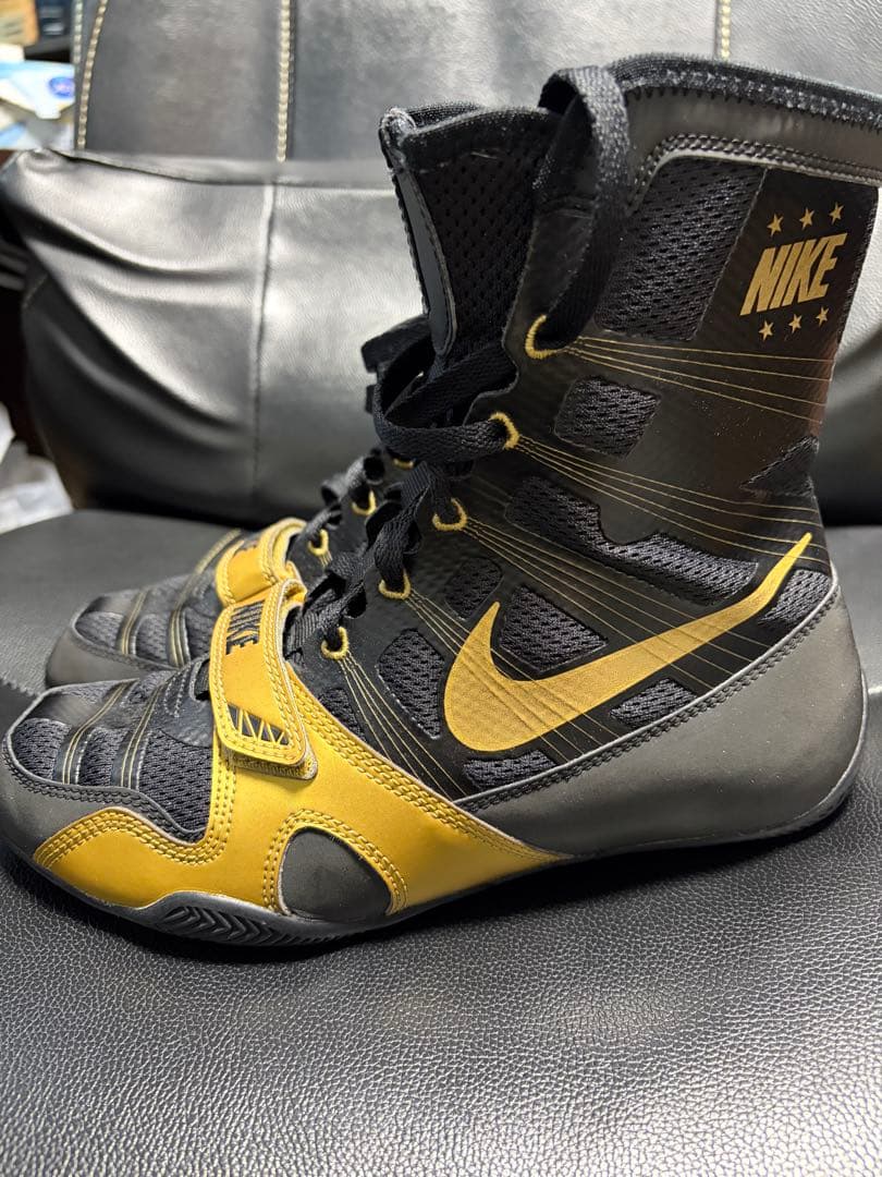 NIKE Hyperko ボクシングシューズ 25.5 黒/金