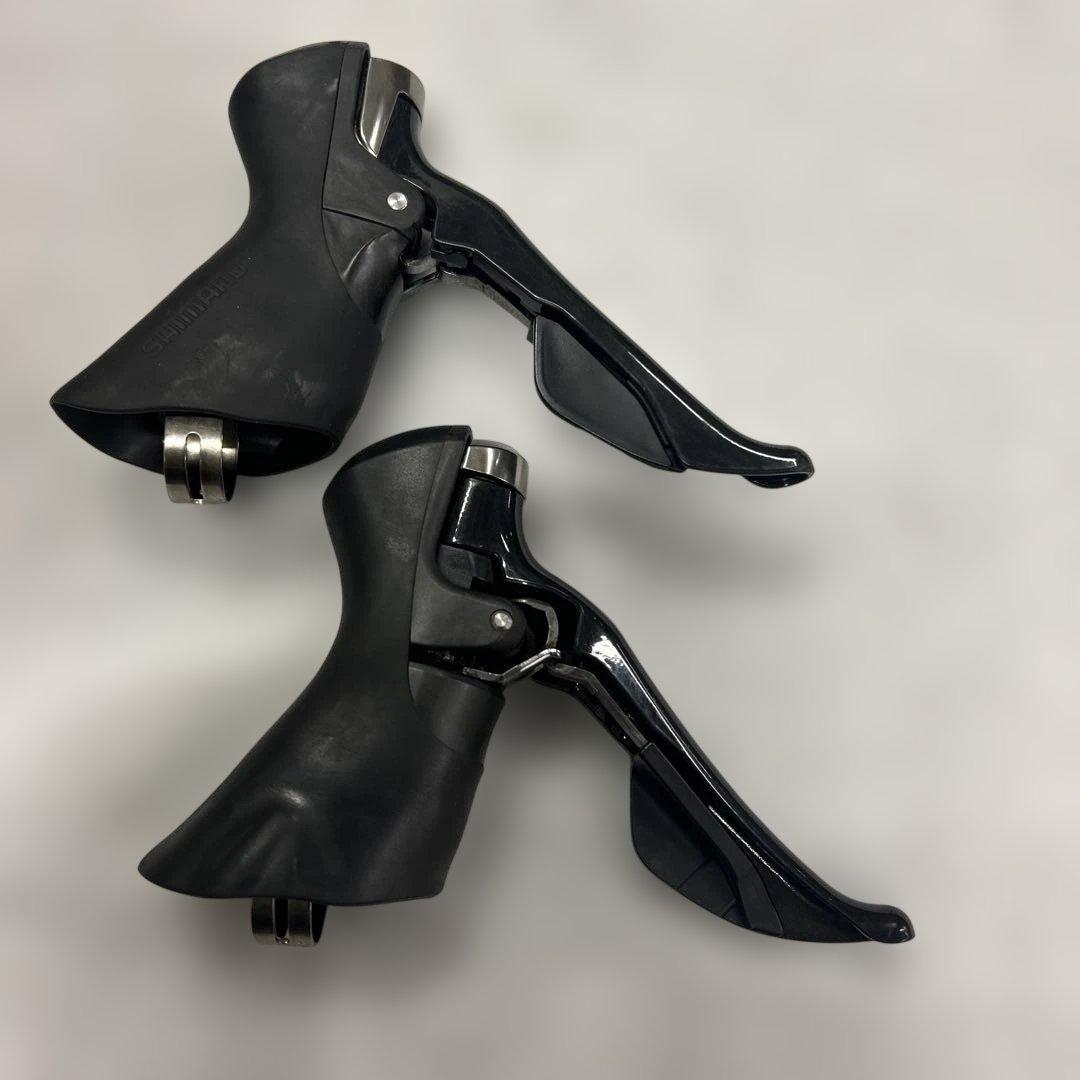 586.シマノ　アルテグラ　ST-6800 STIレバー