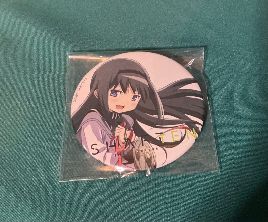 魔法少女まどかマギカ 暁美ほむらシャフテン缶バッジ