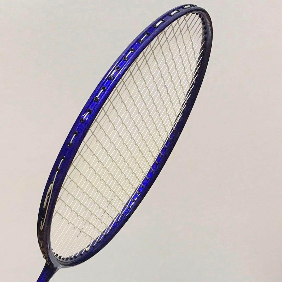 廃盤 YONEX AEROTUS 40 3UG5 バトミントンラケット