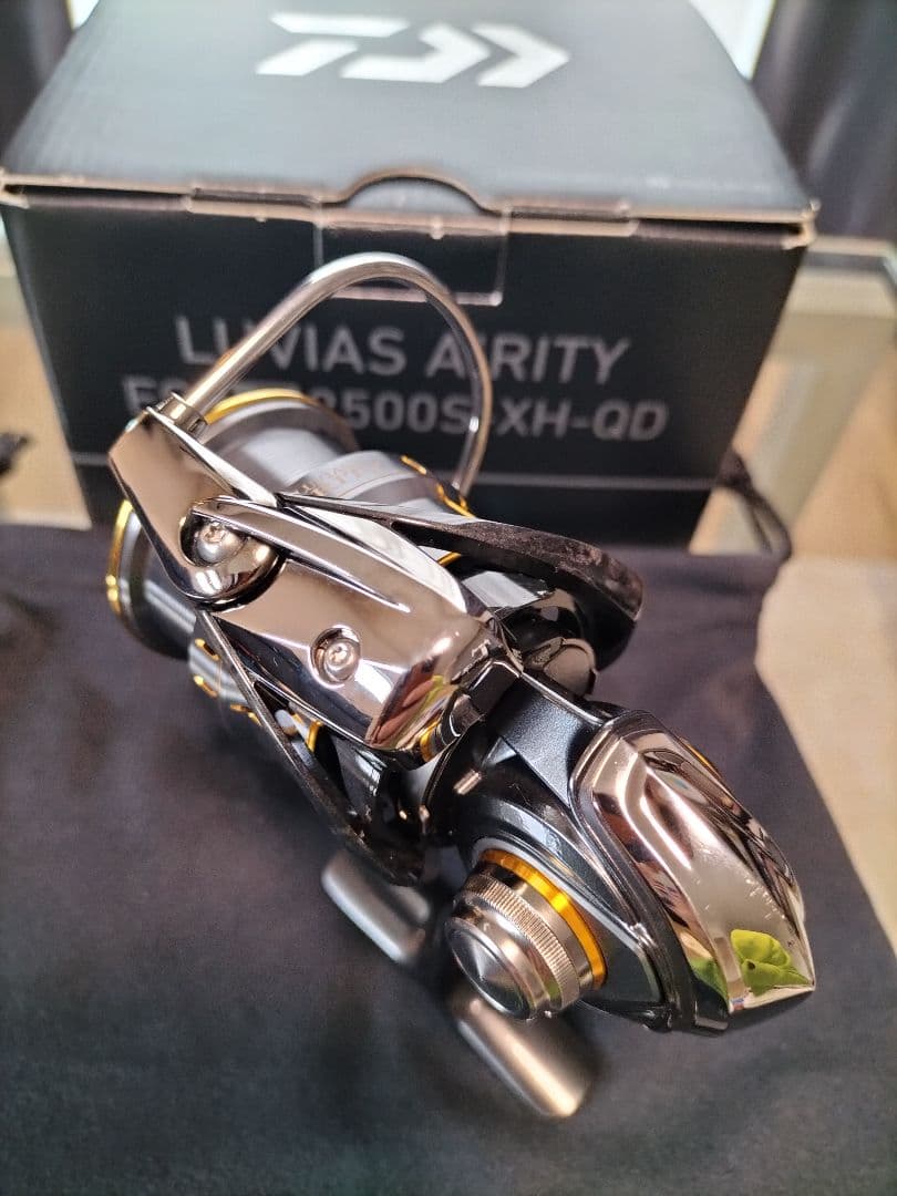 ダイワ 21ルビアス エアリティ FC LT 2500S XH-QD