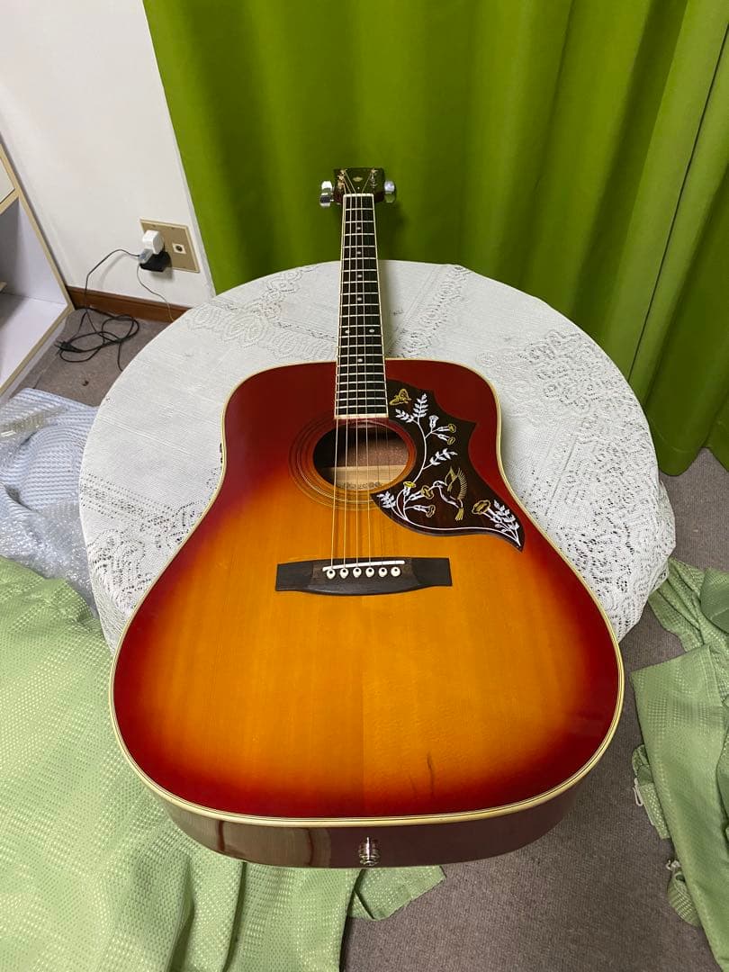レ*イ様 極上美品by Gibson ハミングバードONKYOエレアコ音出し良好