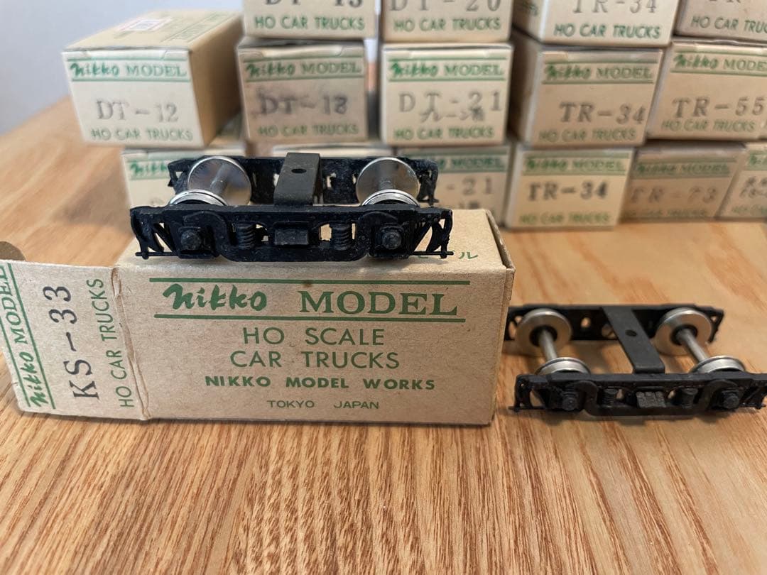 日光モデル台車　Adachi 台車　カツミ台車