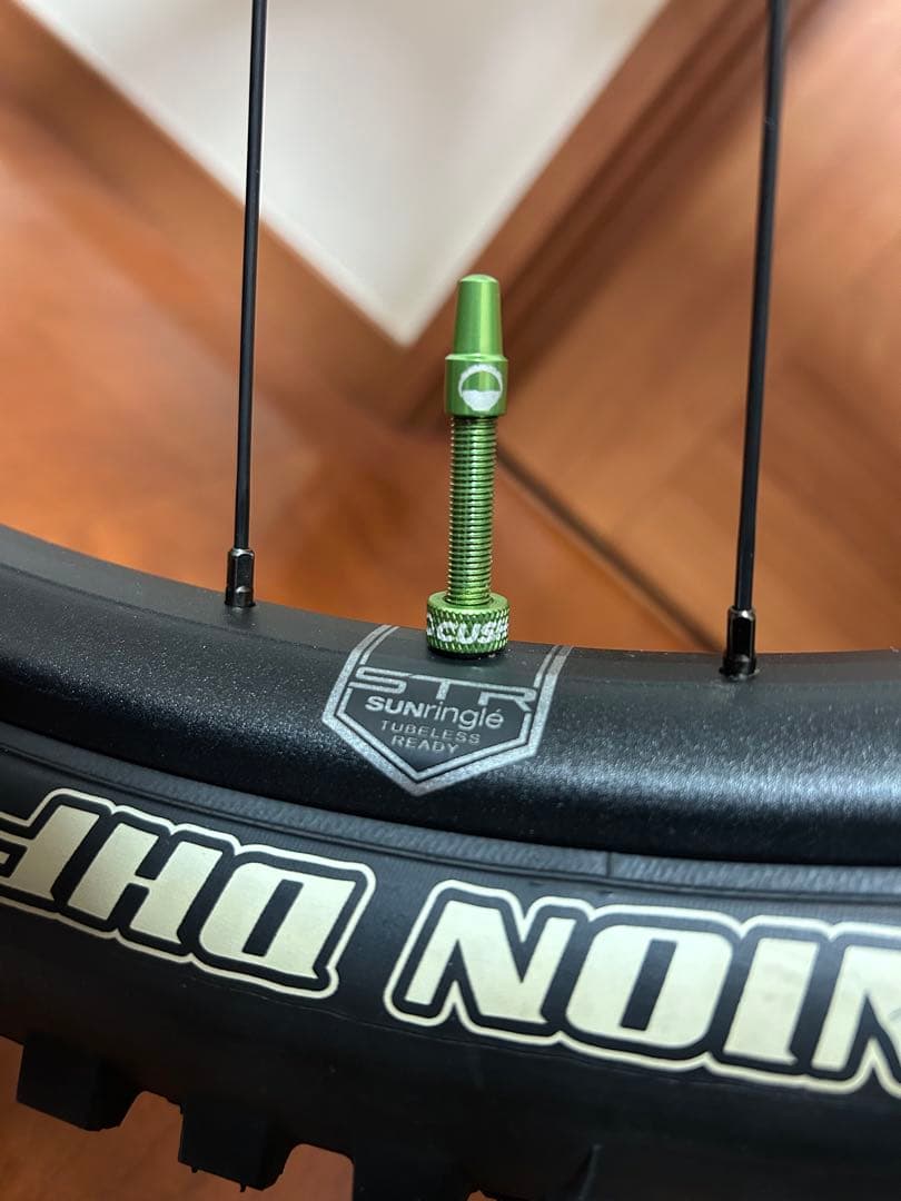 極上美品　カーボン　kona ダウンヒル　PROCESS 153 CR 29