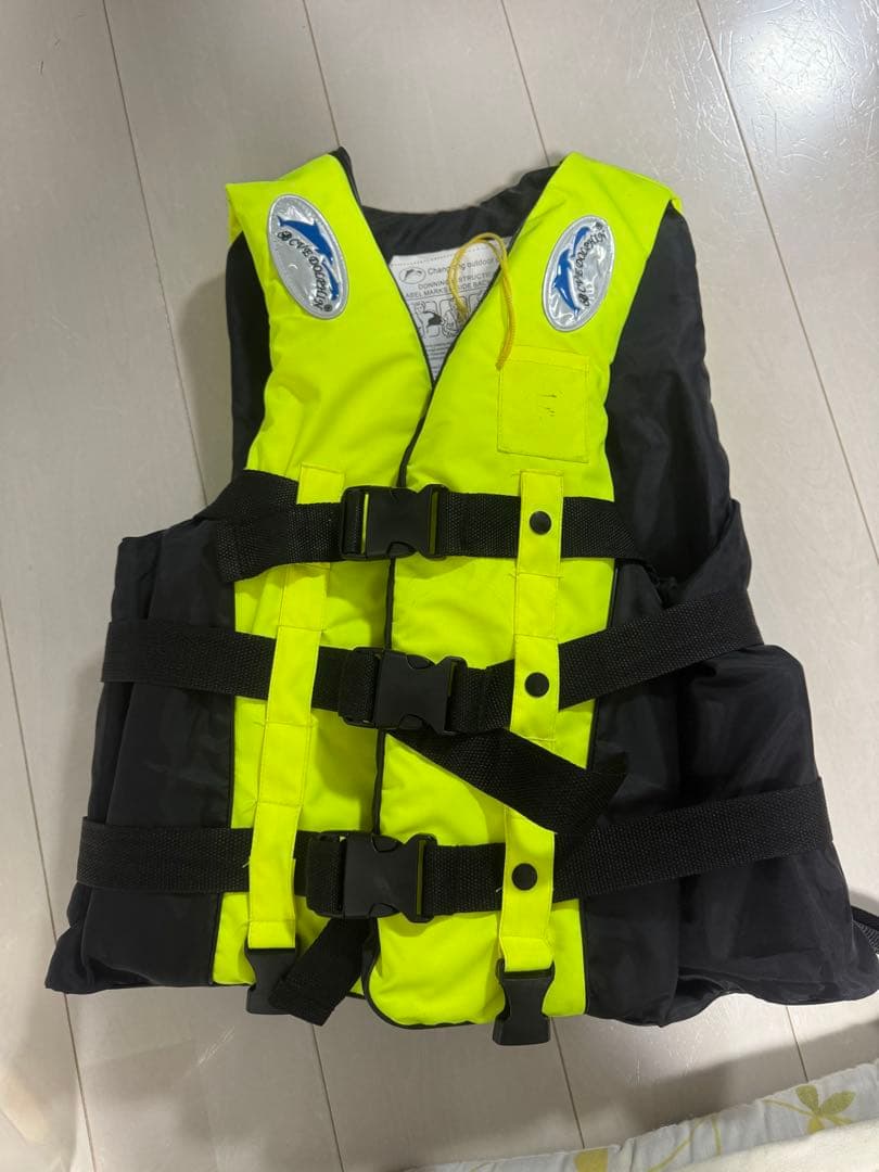 ライフジャケット LARIAT 男 SEADOO 女性 DOLPHIN 子供